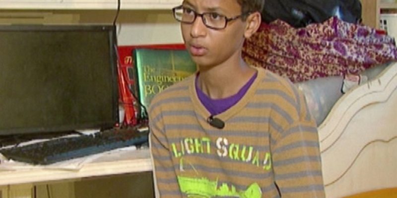 #IStandWithAhmed Shows The Absurdity Of Zero Tolerance School Policies