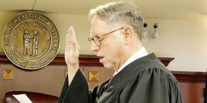 Kentucky Judge Resigns Because Christian Faith Prevents Him from Ruling on Gay Adoptions