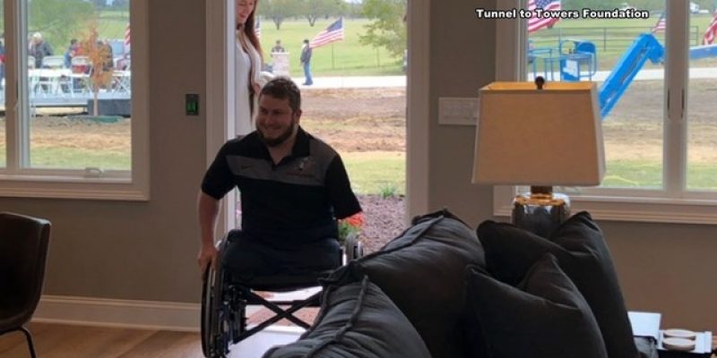 Texas veteran who received Purple Heart given new home [video]