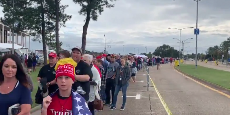 Trump rally in Lake Charles is HUUUUGE [videos]