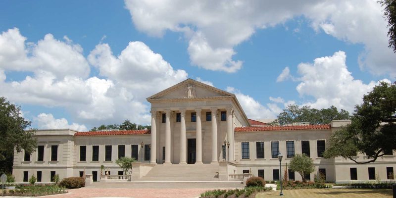Louisiana 4-year university tuitions jumped 100.8% over 15 years