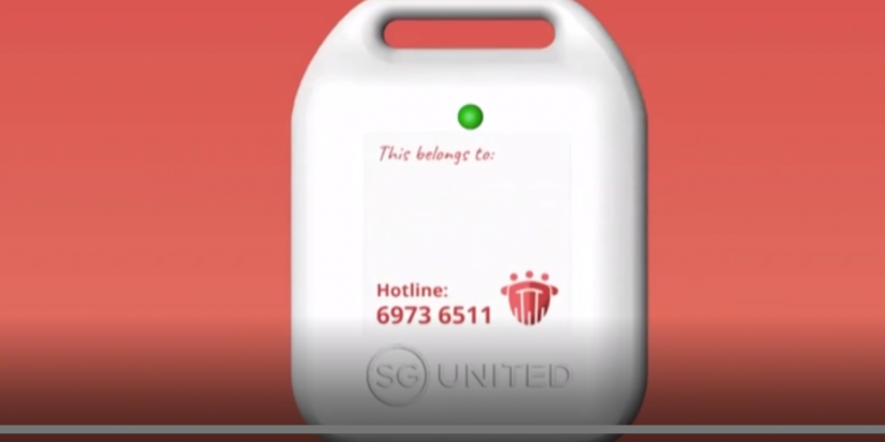 Singapore rolls out contact tracing/tracking device [video]