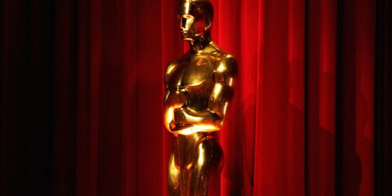 CROUERE: Hooray, Hollywood Is History